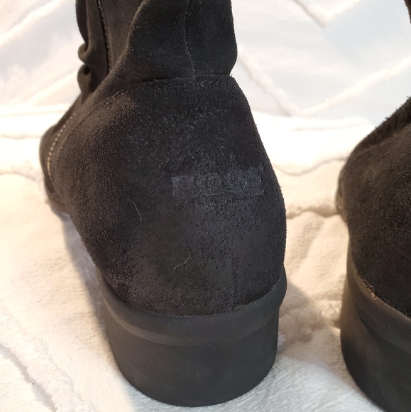 bogs suede boots